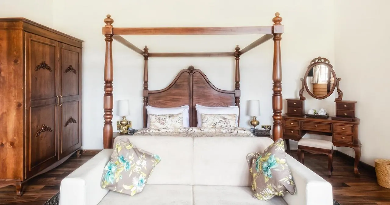 Resort W15 Lake Gregory Nuwara Eliya